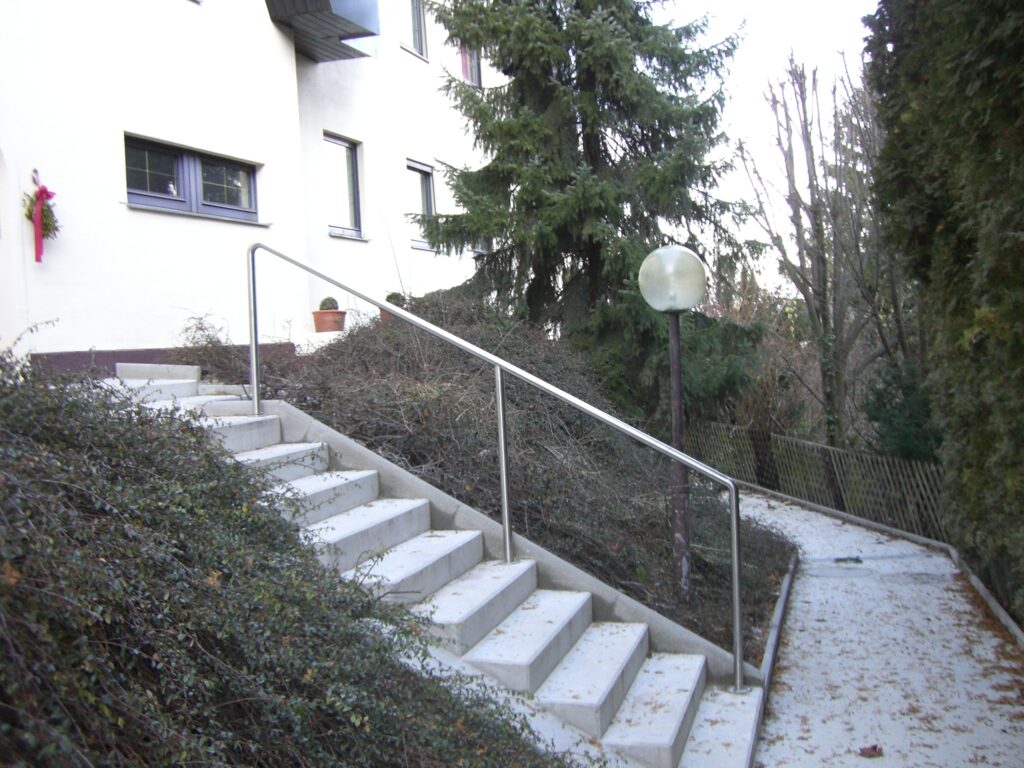 4-Metallbau Krebs Handlauf Edelstahl